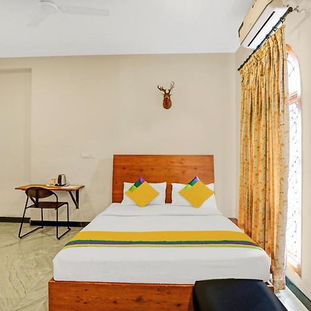 Itsy Hotels Anurag Inn Мисор Екстериор снимка