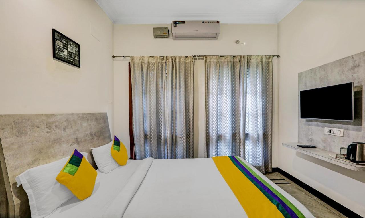 Itsy Hotels Anurag Inn Мисор Екстериор снимка